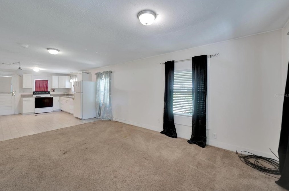 2707 Franklin St, Plant City FL  33563-8947 exterior