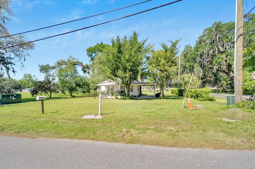 2707 Franklin St, Plant City FL  33563-8947 exterior