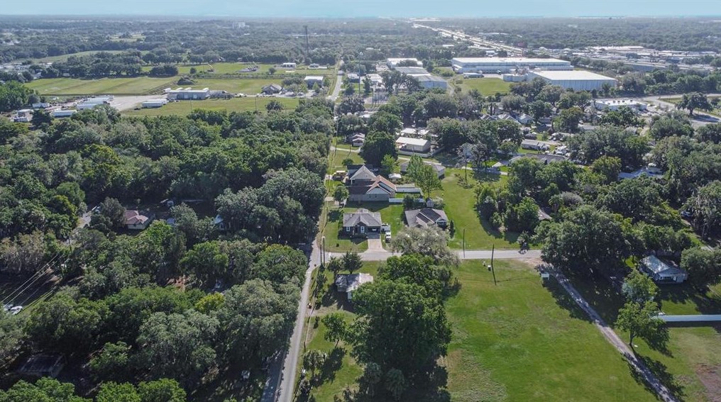 2707 Franklin St, Plant City FL  33563-8947 exterior