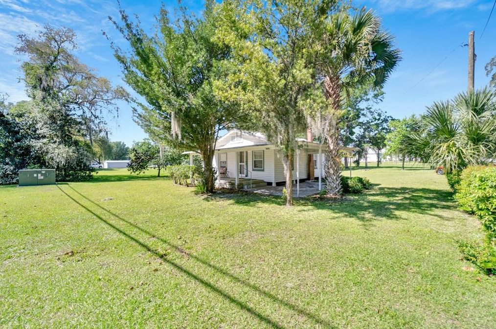 2707 Franklin St, Plant City FL  33563-8947 exterior