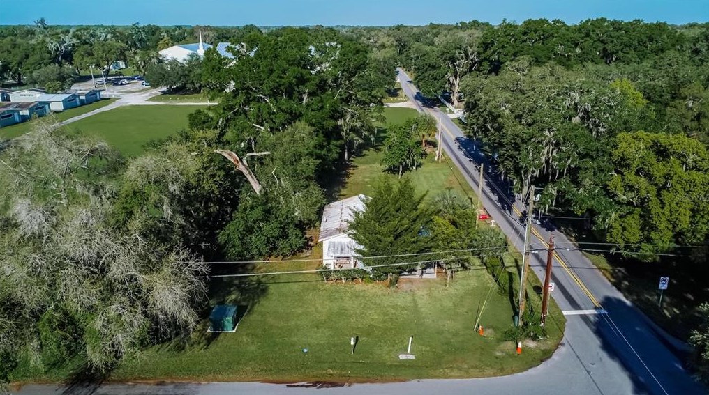 2707 Franklin St, Plant City FL  33563-8947 exterior