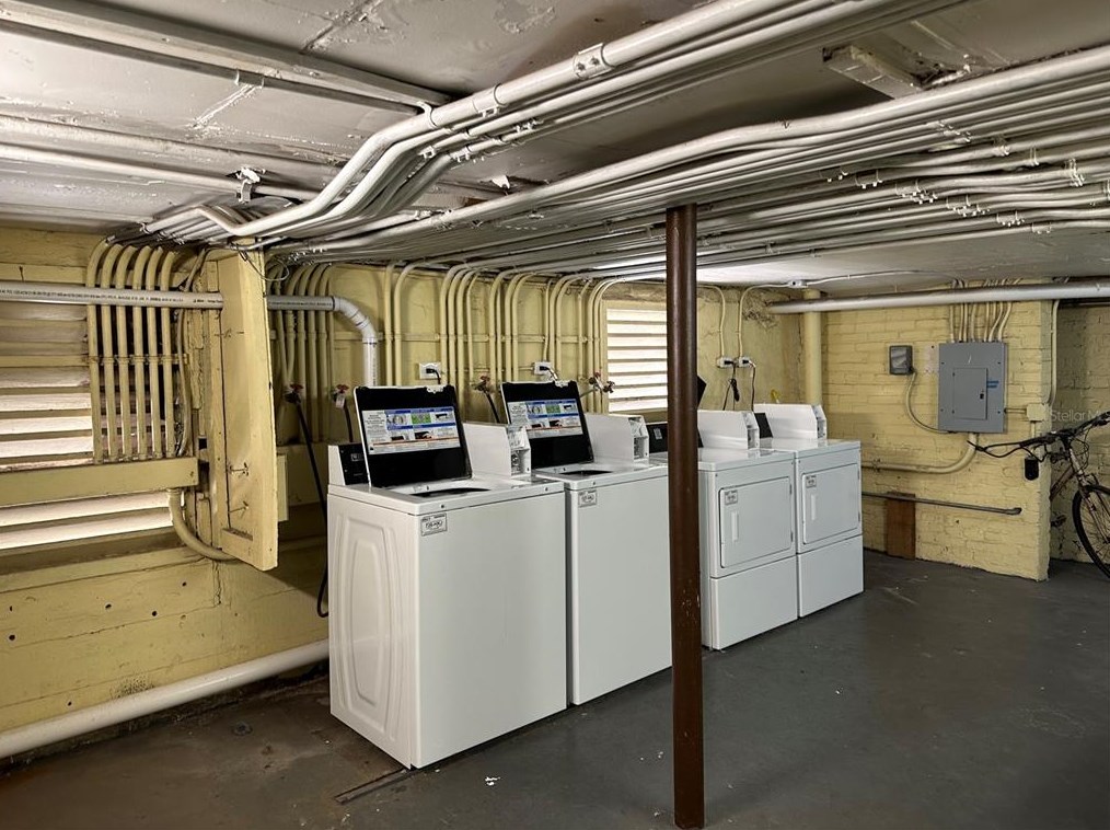 2117 Dekle Ave, Tampa FL  33606-3180 exterior