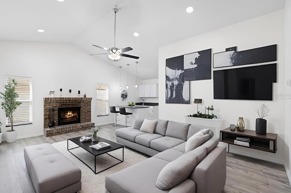 3838 Whitedove Dr, Lakeland FL  33812-4358 exterior