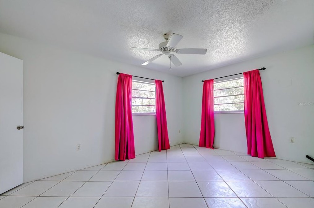 5249 Courtland Rd, Brooksville FL  34608-2326 exterior