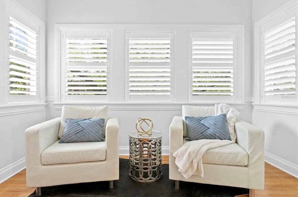 2108 Watrous Ave, Tampa FL  33606-3047 exterior