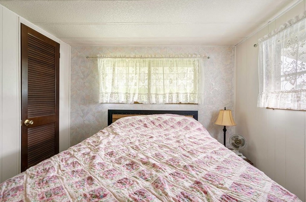 38449 Willoughby Dr, Zephyrhills FL  33540-6514 exterior