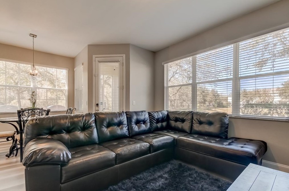 10302 Stone Moss Ave, Tampa FL 33647-3533 exterior