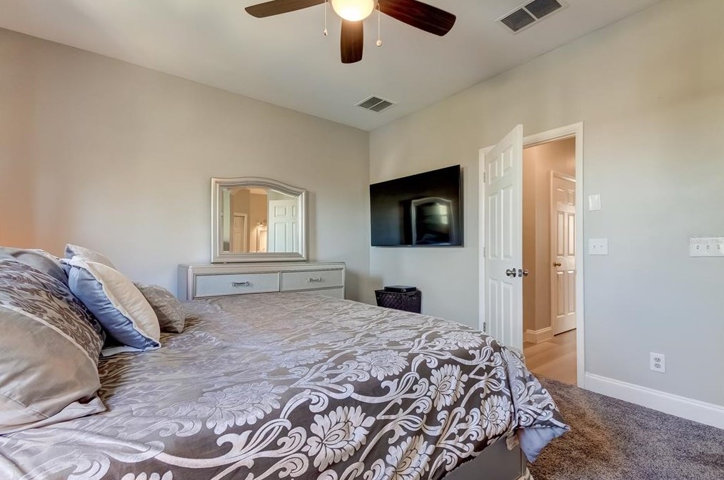 10302 Stone Moss Ave, Tampa FL 33647-3533 exterior