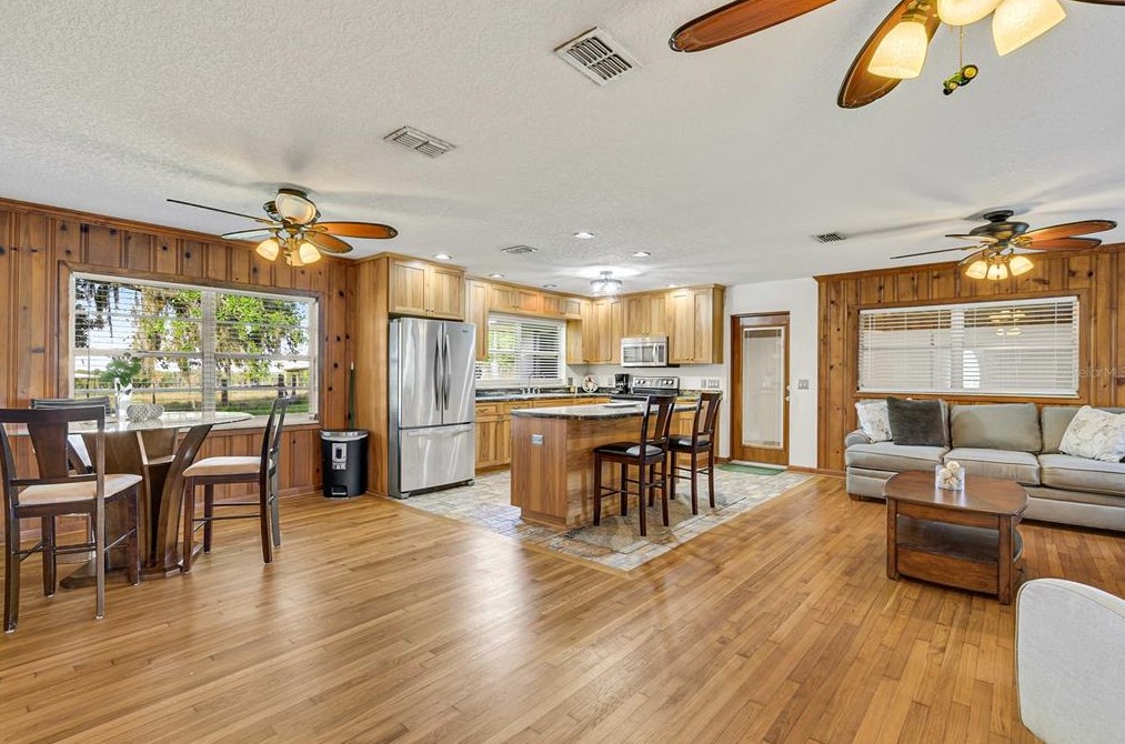 14748 Matt Barthle Rd, Dade City FL  33525-7332 exterior