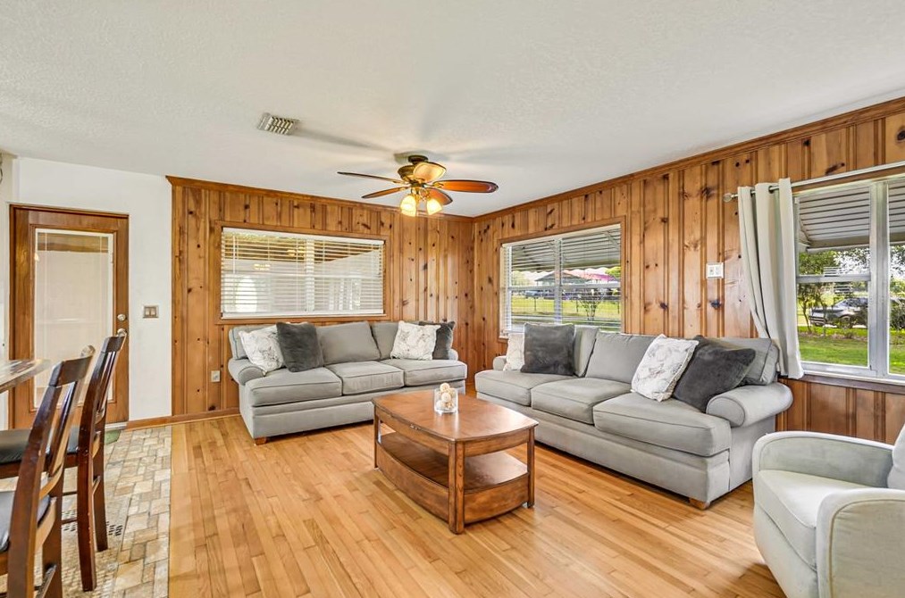 14748 Matt Barthle Rd, Dade City FL  33525-7332 exterior