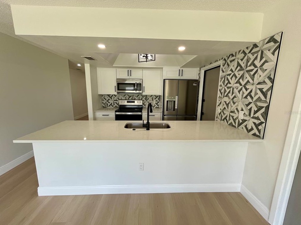 11020 Ashbourne Cir, Tampa FL  33624-5202 exterior