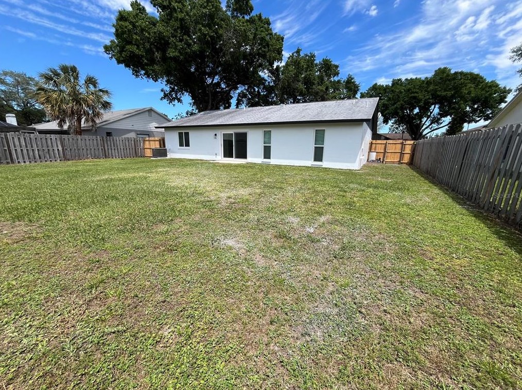 11020 Ashbourne Cir, Tampa FL  33624-5202 exterior