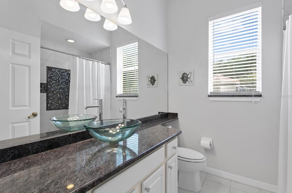 17922 Arbor Haven Dr, Tampa FL  33647-2917 exterior