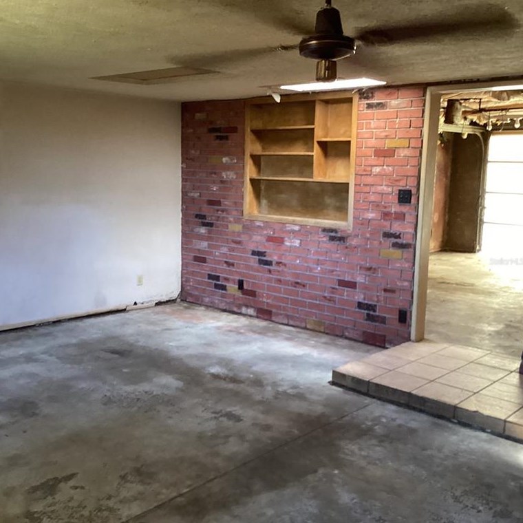 4521 Minnehaha St, Tampa FL 33604-5736 exterior