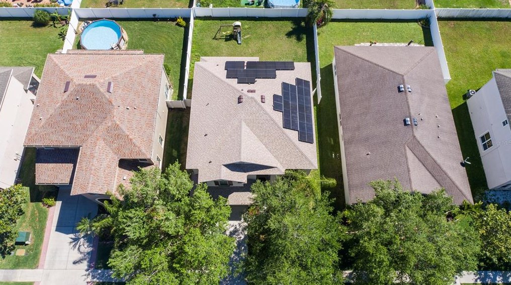 30618 Latourette Dr, Zephyrhills FL 33545-7012 exterior