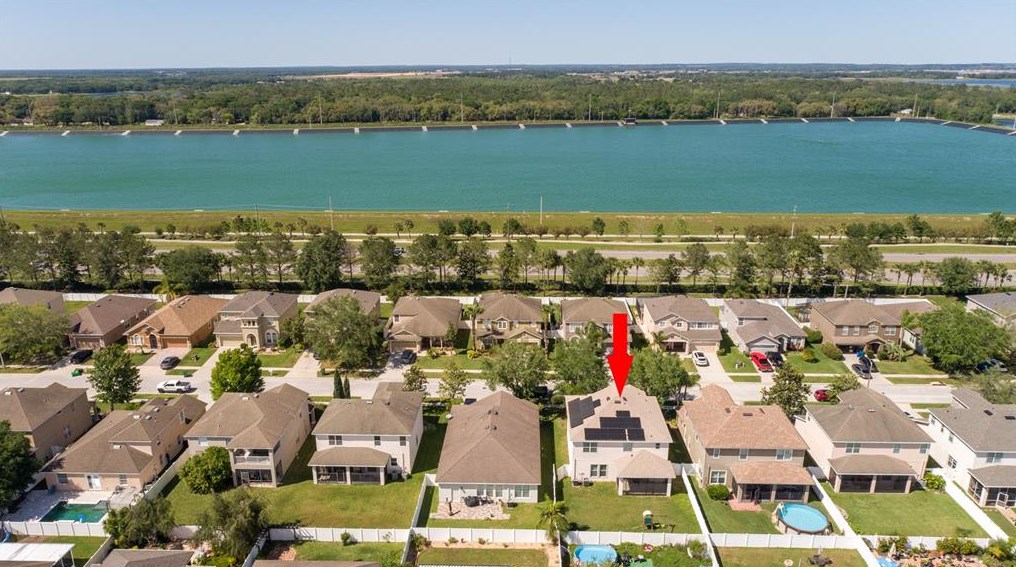 30618 Latourette Dr, Zephyrhills FL 33545-7012 exterior