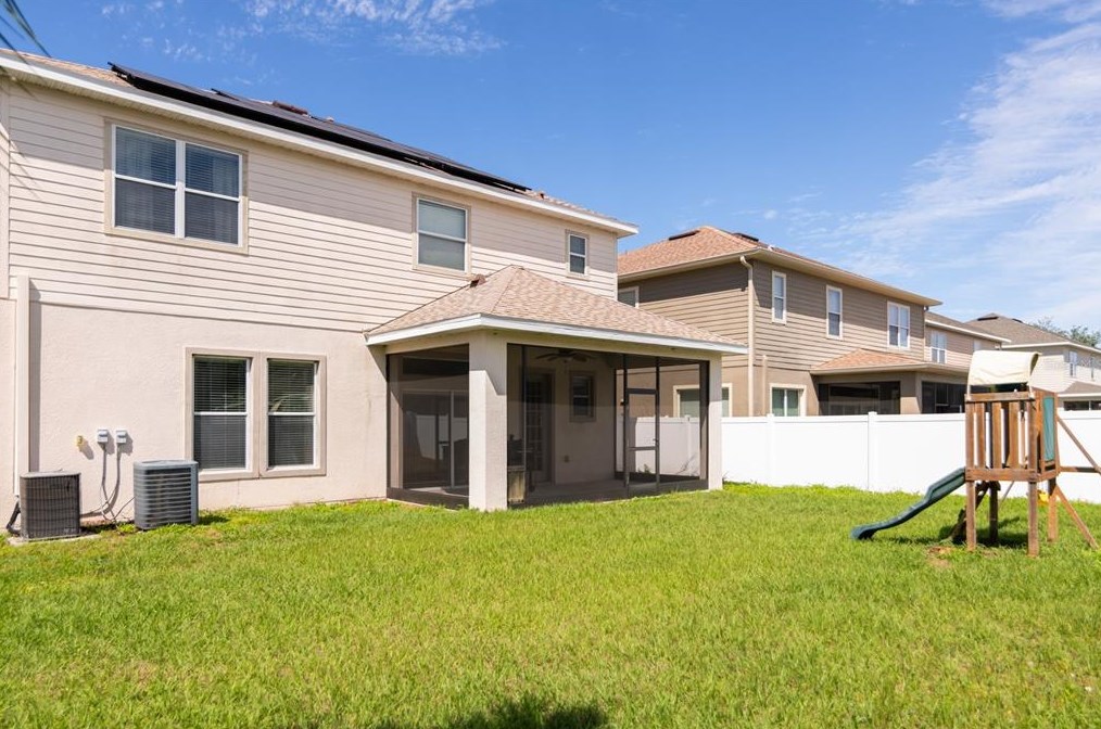 30618 Latourette Dr, Zephyrhills FL 33545-7012 exterior