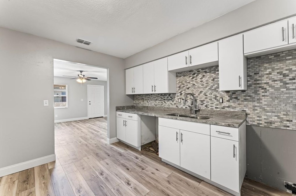 6311 Roberts Ave, Tampa FL 33616-2649 exterior