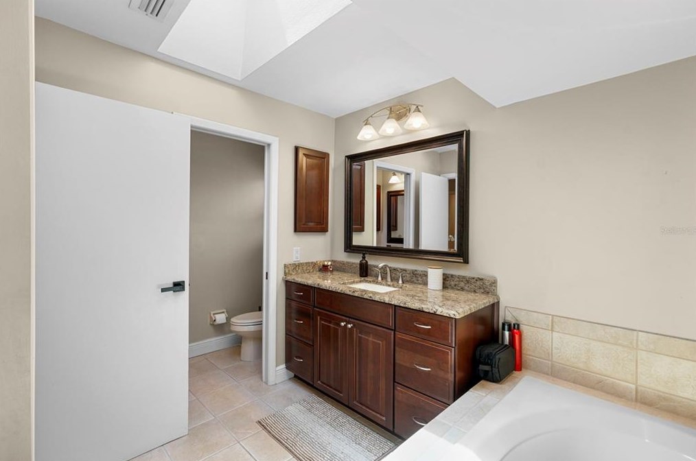 430 Cypress Creek Cir, Oldsmar FL  34677-2009 exterior