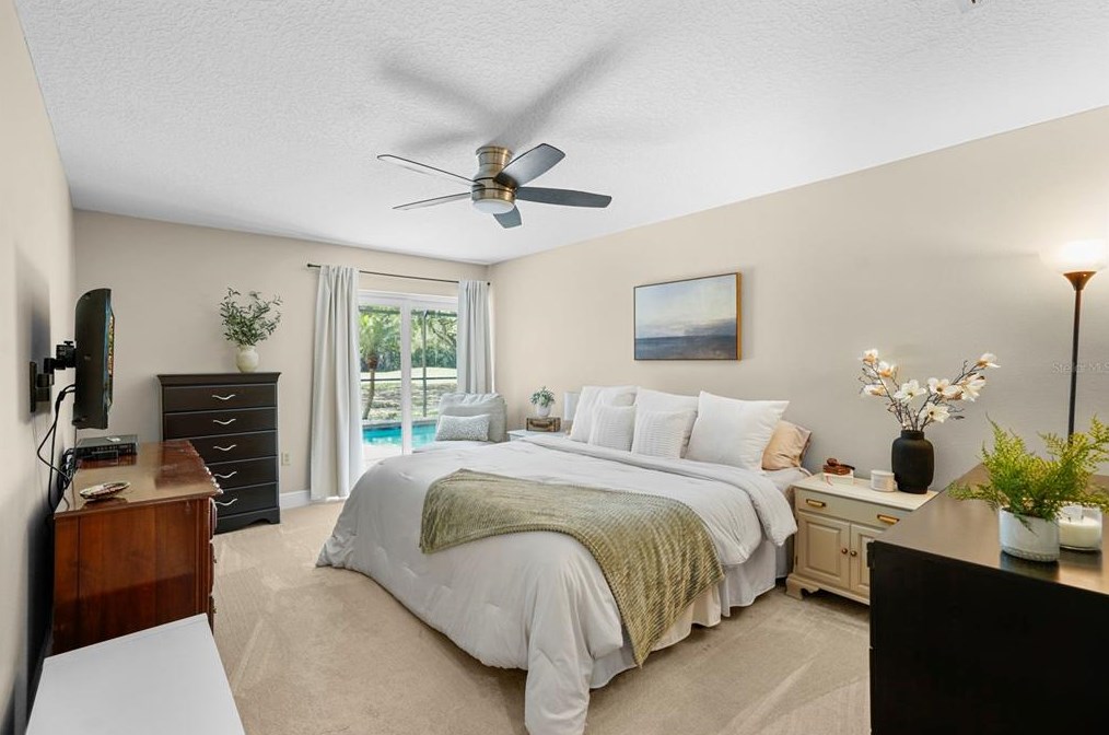 430 Cypress Creek Cir, Oldsmar FL  34677-2009 exterior