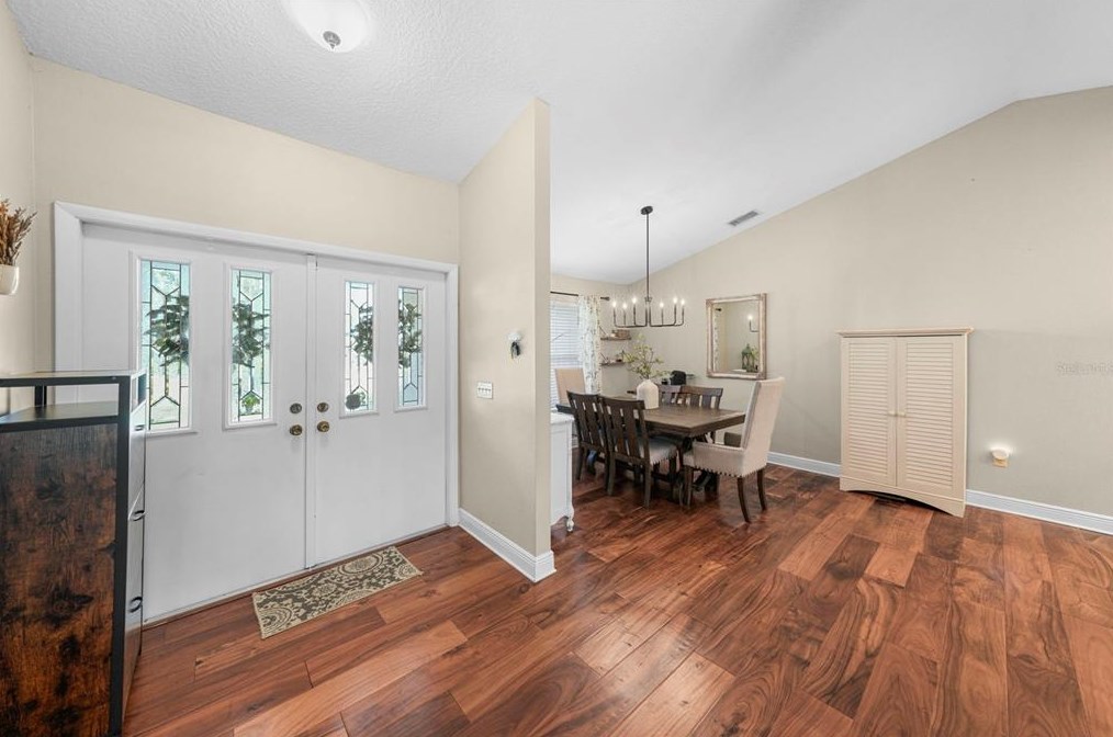 430 Cypress Creek Cir, Oldsmar FL  34677-2009 exterior