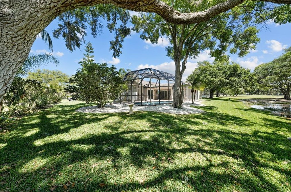 430 Cypress Creek Cir, Oldsmar FL  34677-2009 exterior