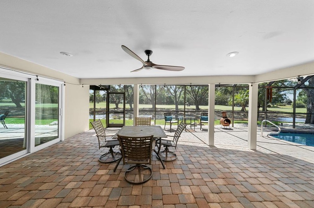 430 Cypress Creek Cir, Oldsmar FL  34677-2009 exterior