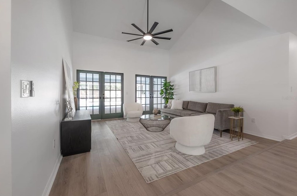 1046 Sylvia Ln, Tampa FL  33613-2007 exterior