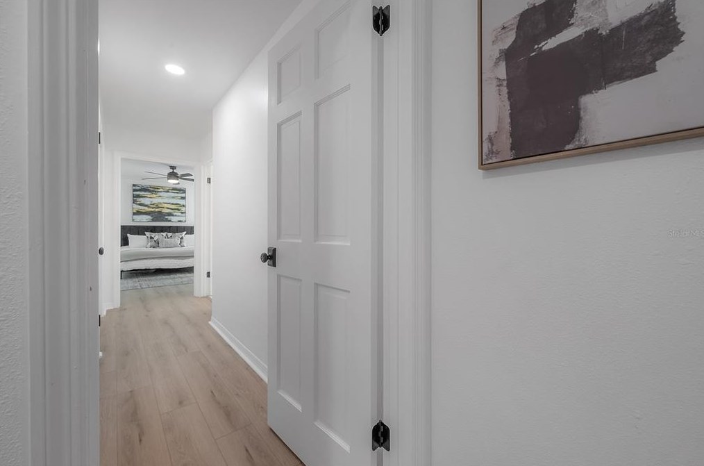 1046 Sylvia Ln, Tampa FL  33613-2007 exterior