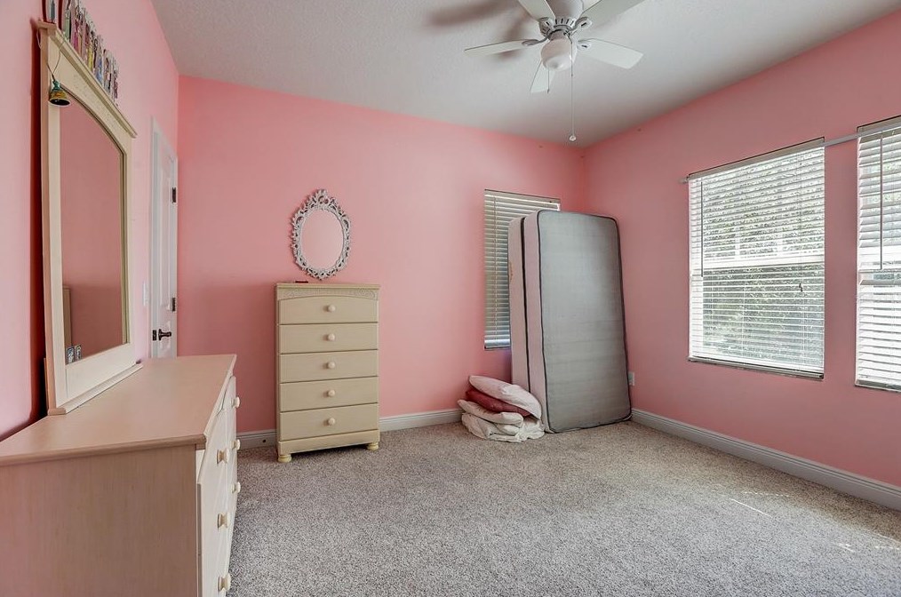 5933 Fishhawk Crossing Blvd, Lithia FL  33547-5885 exterior