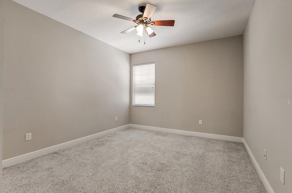 5933 Fishhawk Crossing Blvd, Lithia FL  33547-5885 exterior