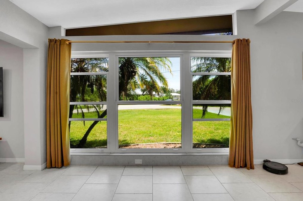 440 Leach Dr, Punta Gorda FL  33950-2950 exterior