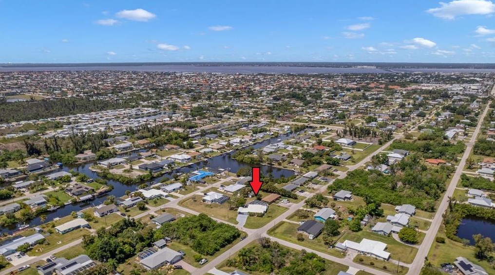 440 Leach Dr, Punta Gorda FL  33950-2950 exterior