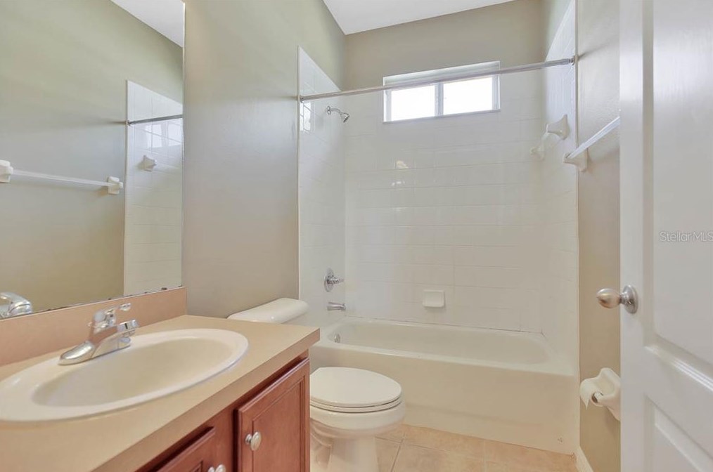 6115 Gannetdale Dr, Lithia FL  33547-3898 exterior