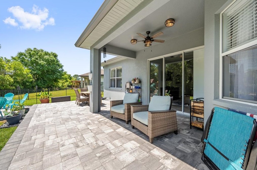 30526 Pecan Valley Loop, Zephyrhills FL  33543-6943 exterior