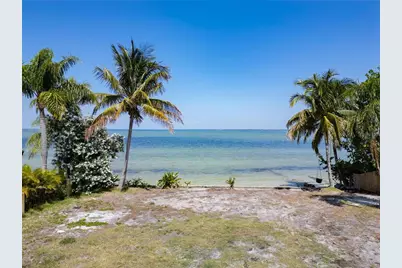 1013 Symphony Isles Boulevard, Apollo Beach, FL 33572 - Photo 7