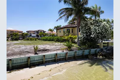 1013 Symphony Isles Boulevard, Apollo Beach, FL 33572 - Photo 9