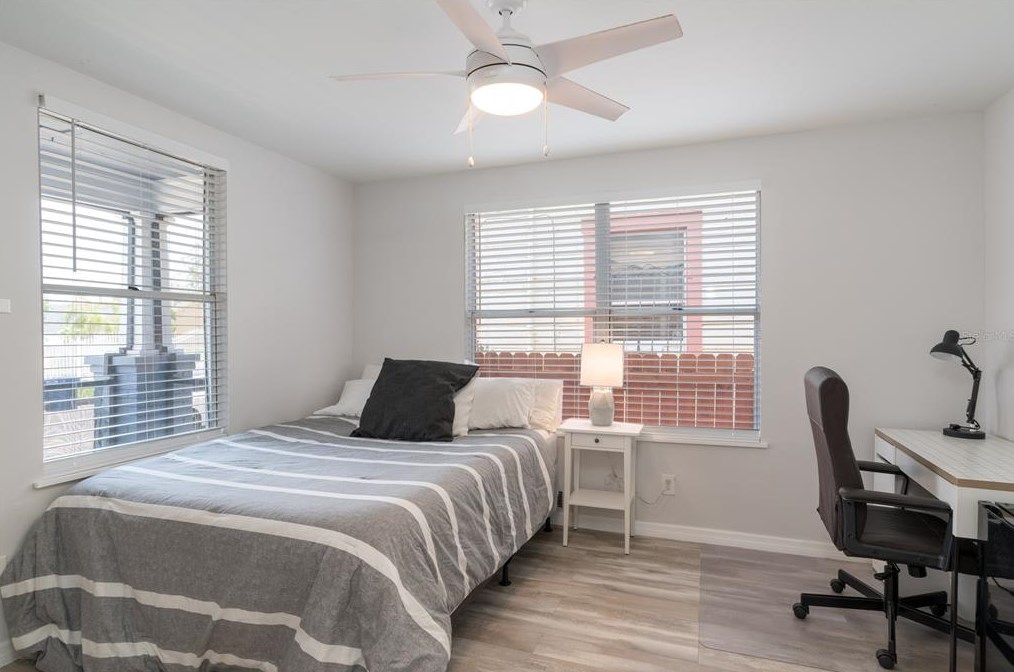 2331 Union St, Tampa FL  33607-3422 exterior