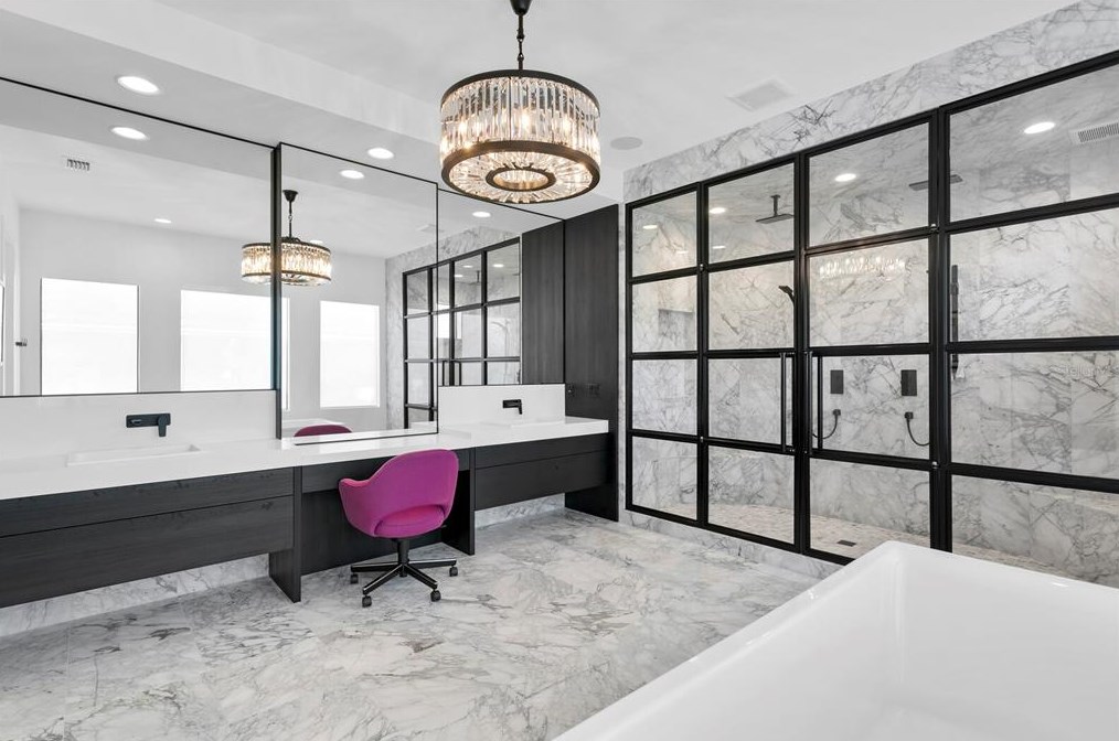 104 Ladoga Ave, Tampa FL 33606-3806 exterior