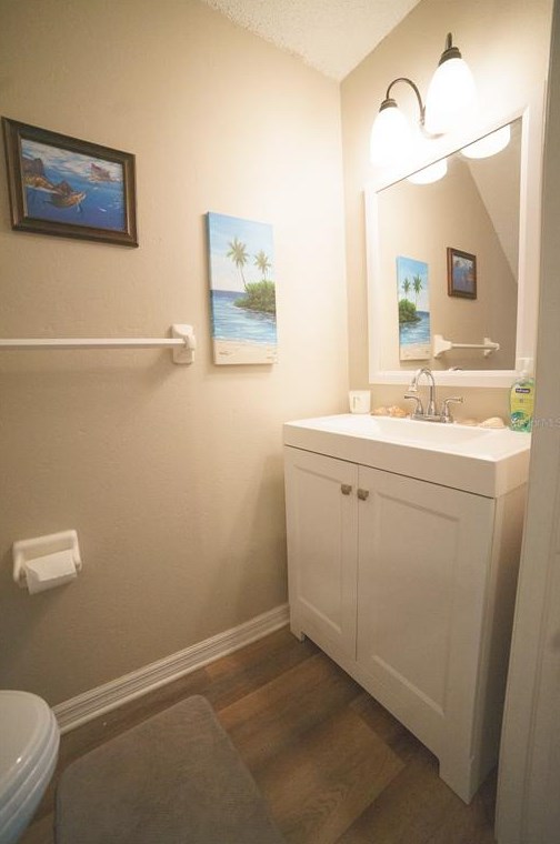 5941 Bayside Key Dr, Tampa FL  33615-4282 exterior