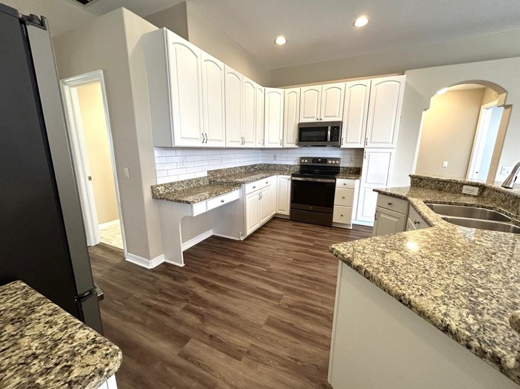 25221 Conestoga Dr, Land O Lakes FL  34639-9524 exterior