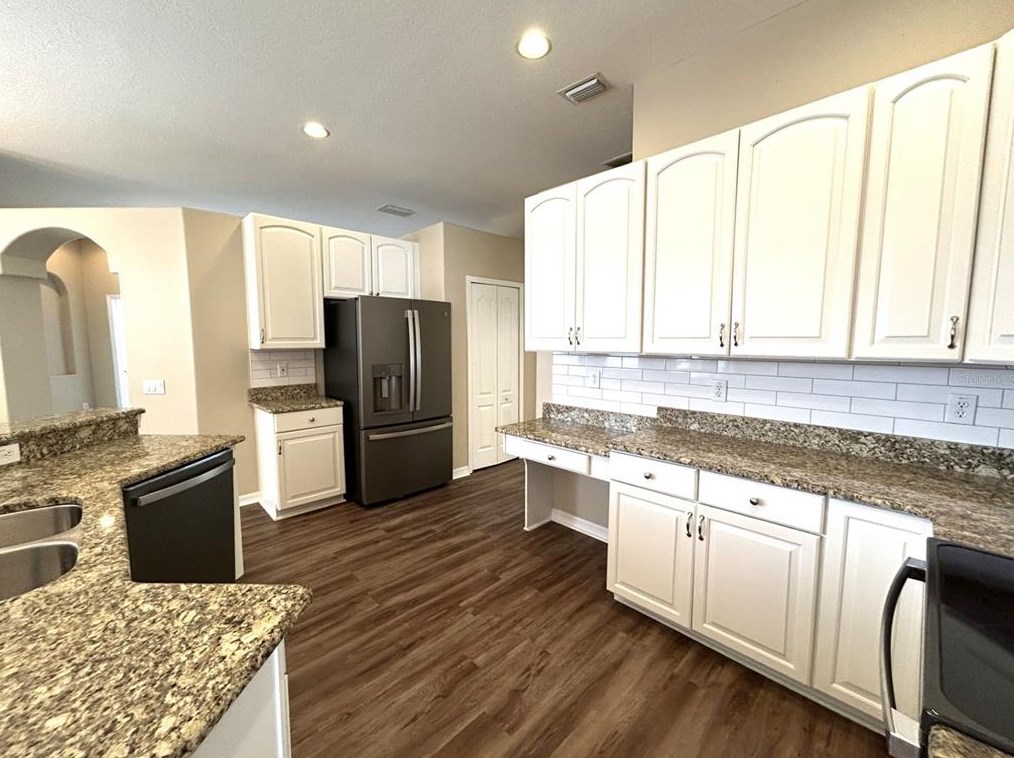 25221 Conestoga Dr, Land O Lakes FL  34639-9524 exterior