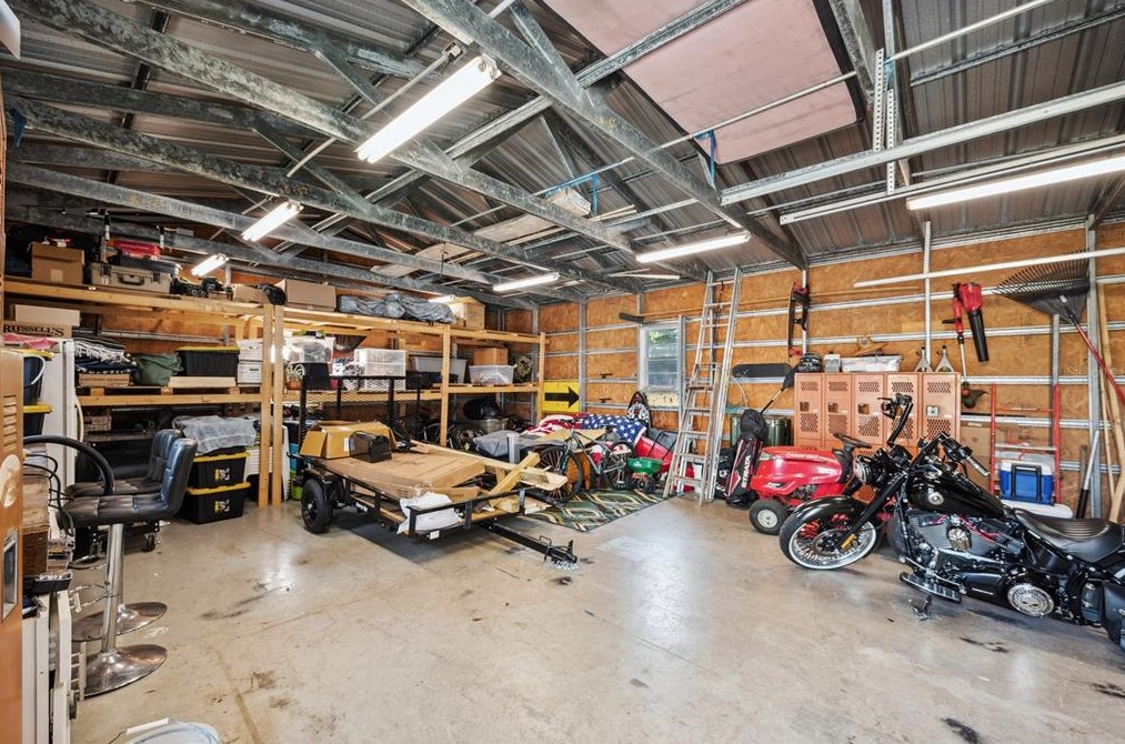 240 Parkwood Ave, Bartow FL  33830-4250 exterior