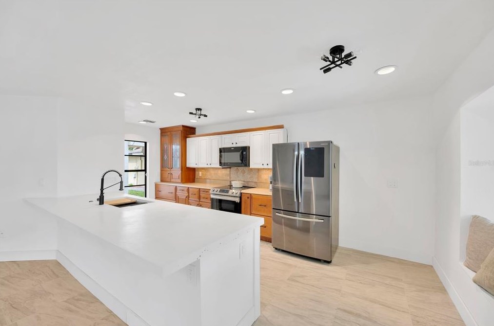 1437 Shell Flower Dr, Brandon FL  33511-8370 exterior