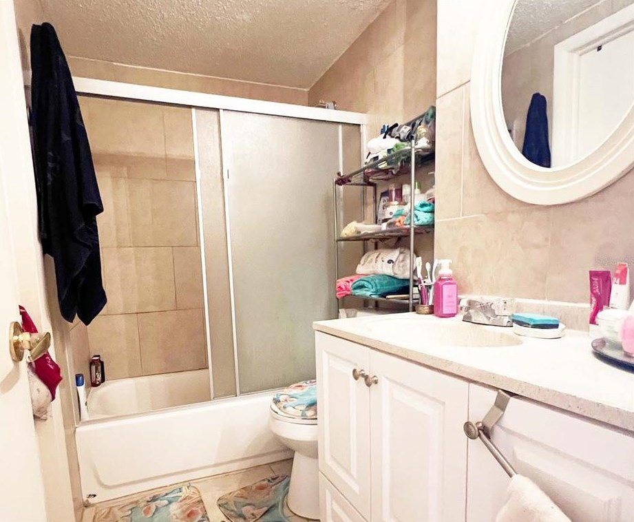 7520 Needle Leaf Pl, Tampa FL 33617-8507 exterior