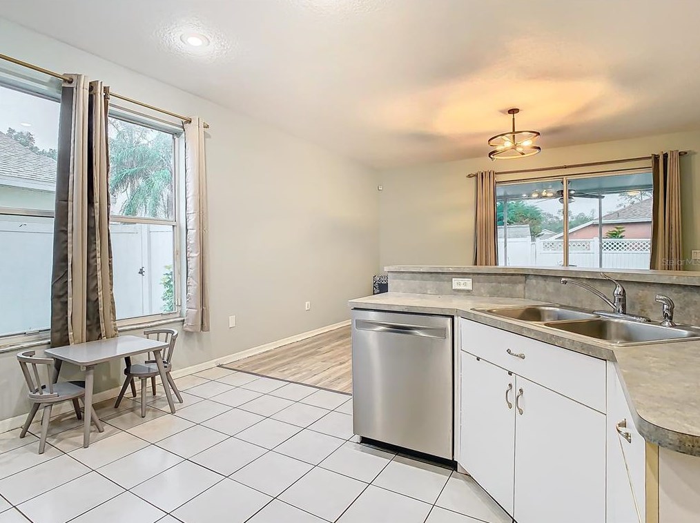 5500 Passing Pne Ln, Zephyrhills FL 33541-9620 exterior