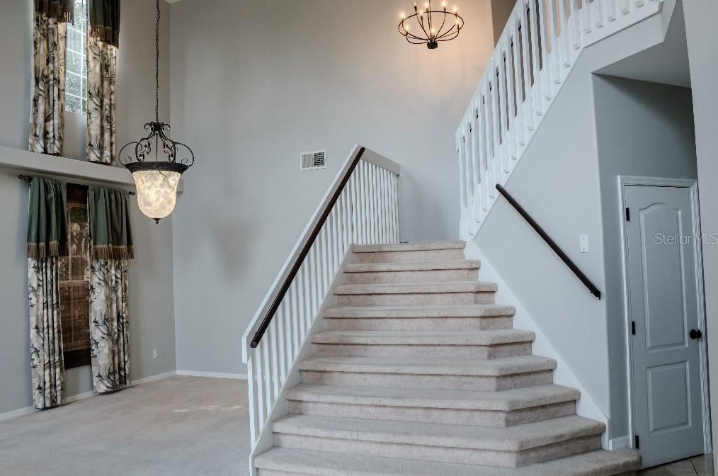 1557 Amaryllis Cir, Orlando FL 32825-7432 exterior