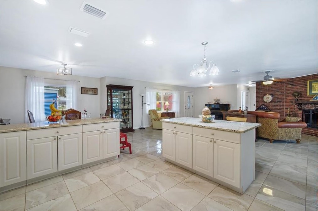 11414 Winn Rd, Riverview FL  33569-4617 exterior