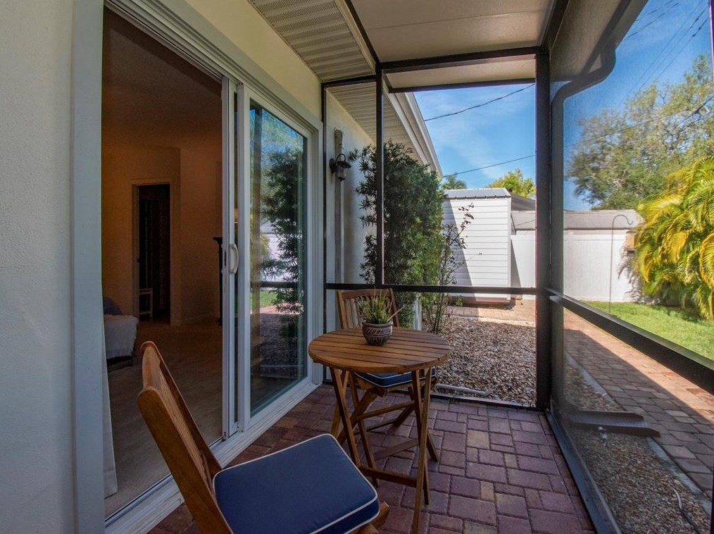 4711 Alline Ave, Tampa FL  33611-2101 exterior