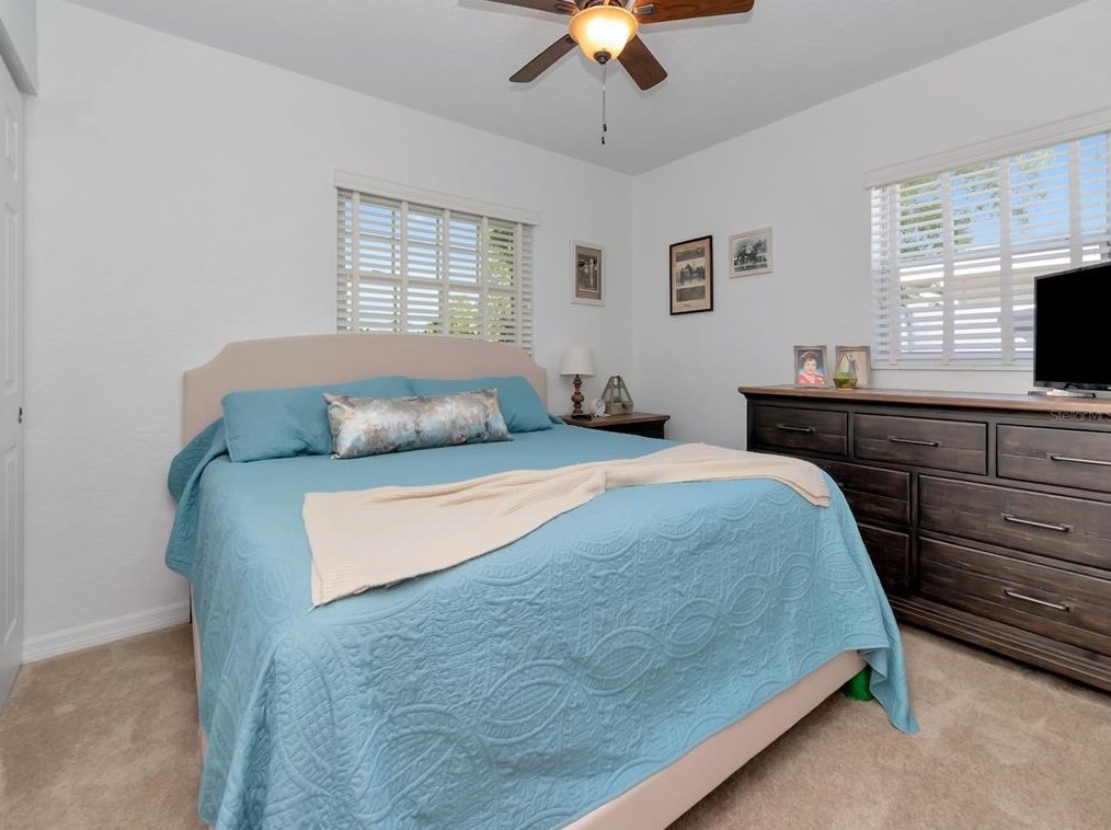 4711 Alline Ave, Tampa FL  33611-2101 exterior